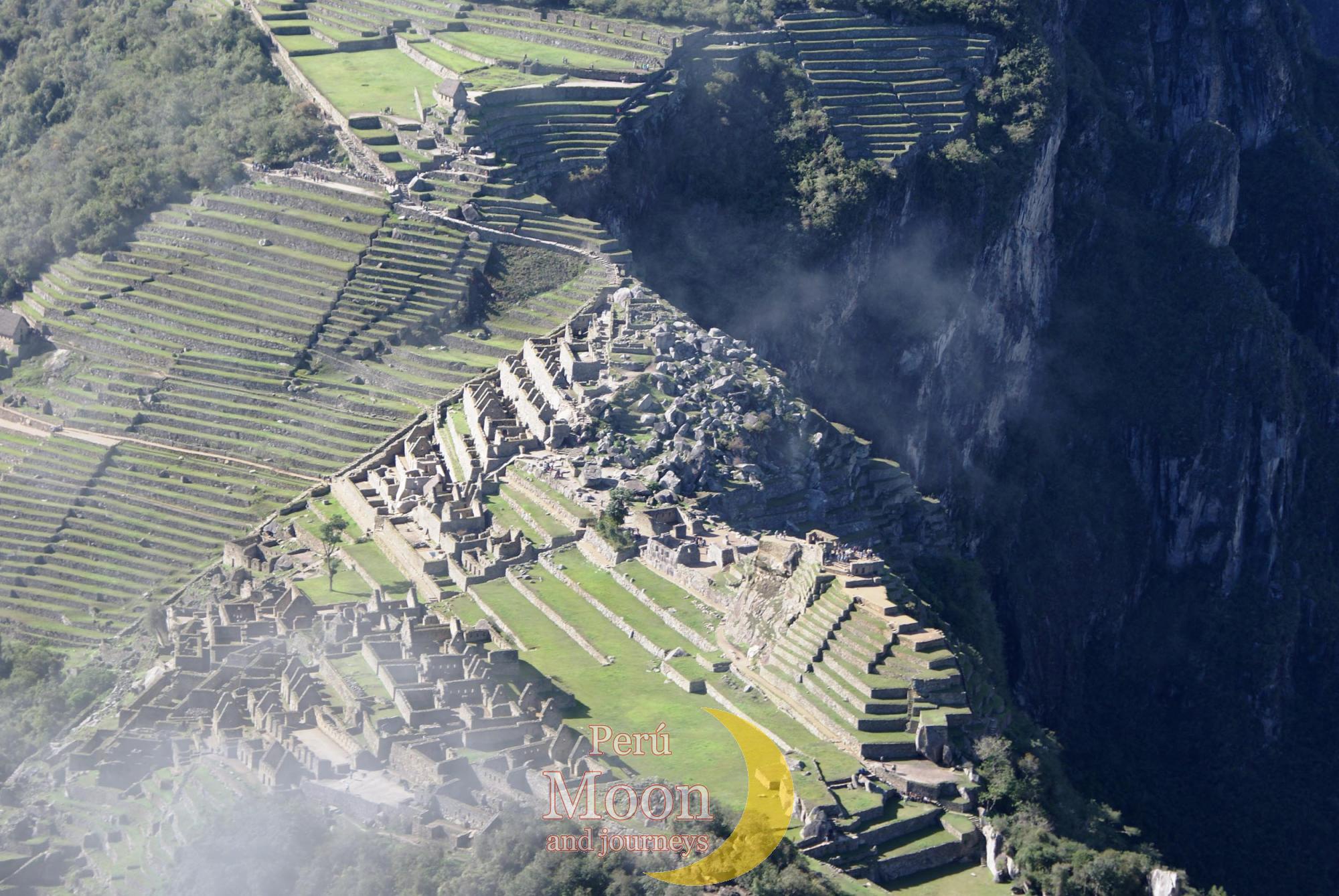 Traditional view of Machu Picchu from the Wayna Picchu 3